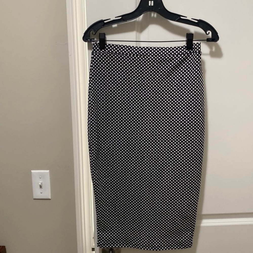 Black and White Polka Dot Skirt SZ Medium